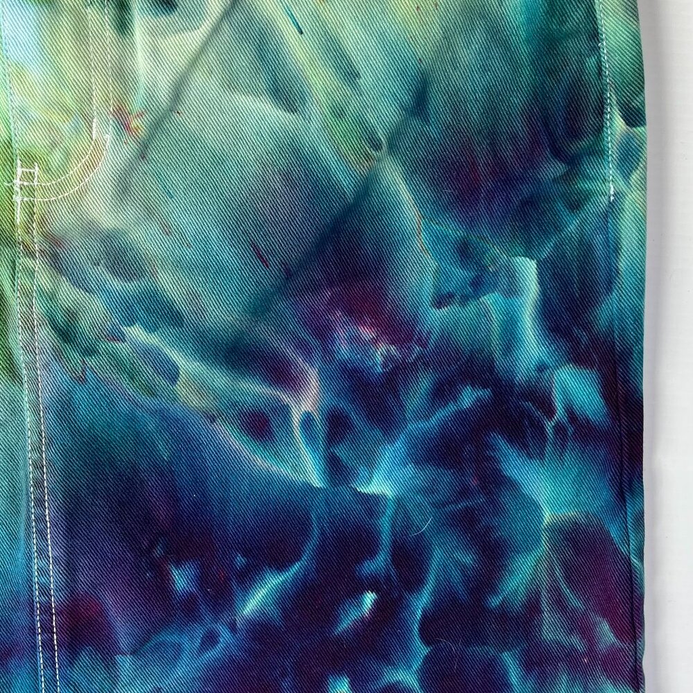 Eddie Bauer Custom Dyed Denim Skirt- blues and greens size 10, 100% cotton